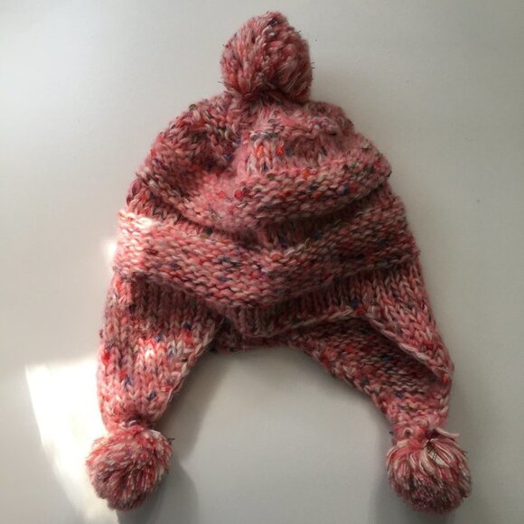 Pom Pom Hat - Picture 1 of 4